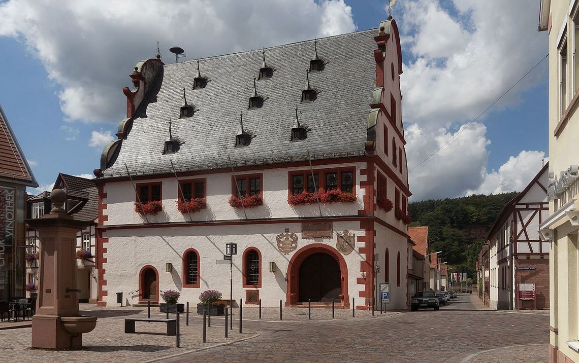 Bürgstadt_Rathaus.JPG